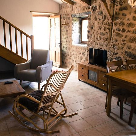 Le Petit Rias Gite Soleil Saint Maurice en Chalencon Ngoại thất bức ảnh