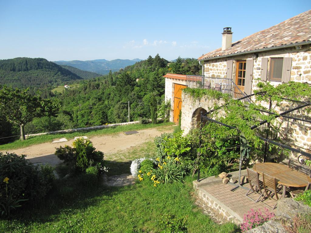 Le Petit Rias Gite Soleil Saint Maurice en Chalencon Ngoại thất bức ảnh