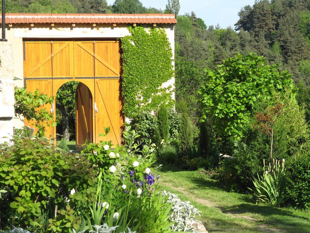 Le Petit Rias Gite Soleil Saint Maurice en Chalencon Ngoại thất bức ảnh