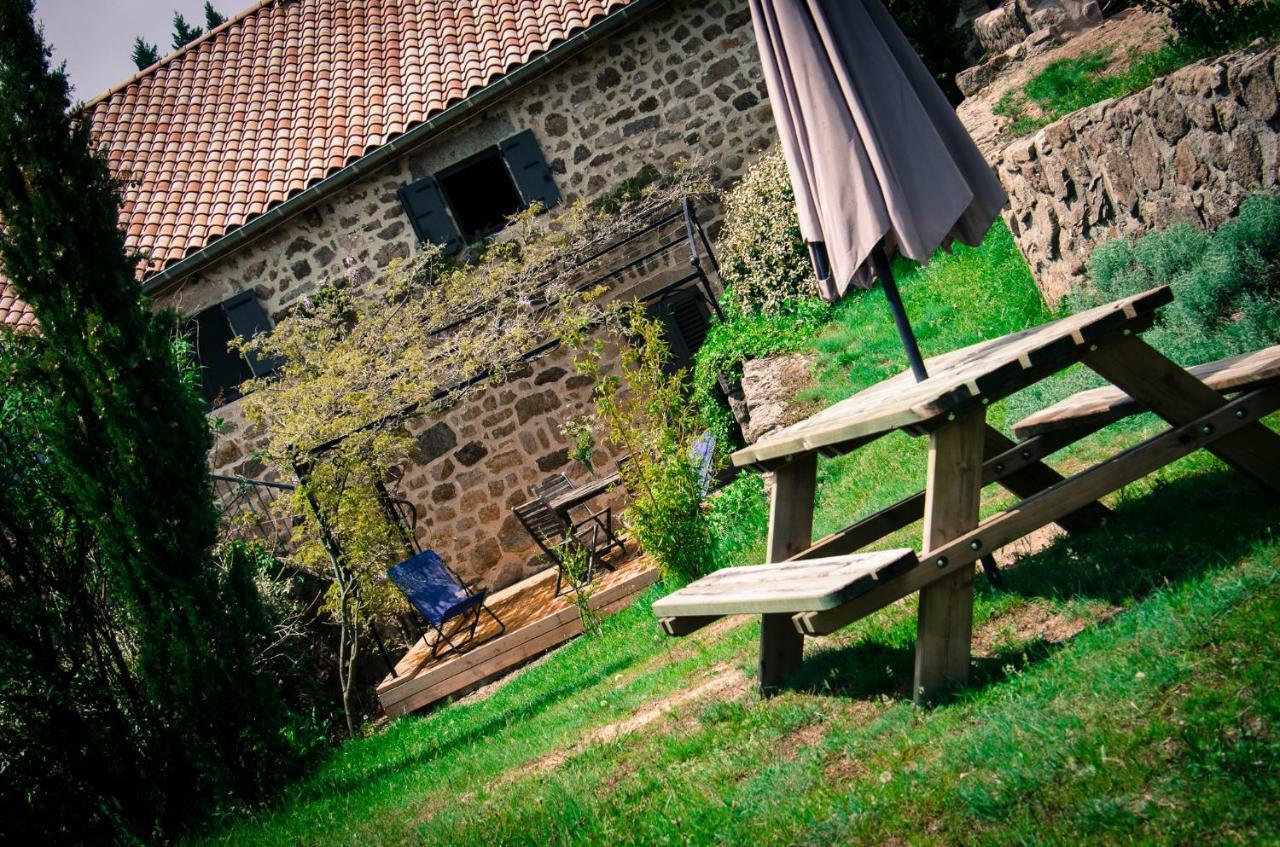 Le Petit Rias Gite Soleil Saint Maurice en Chalencon Ngoại thất bức ảnh